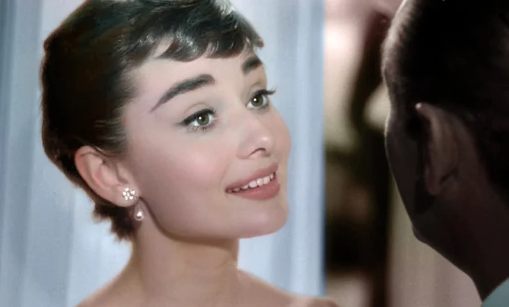 Hepburn: Bukuria e gruas nuk qëndron te rrobat që vesh, por te sytë, zemra, shpirti…