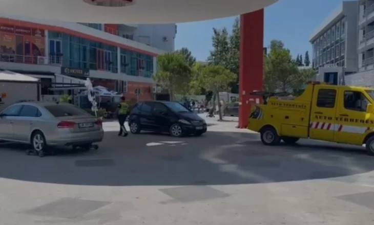 Hiqen makinat e parkuara në hapësira publike në Vlorë, mjete të marra me karotrec dhe gjoba