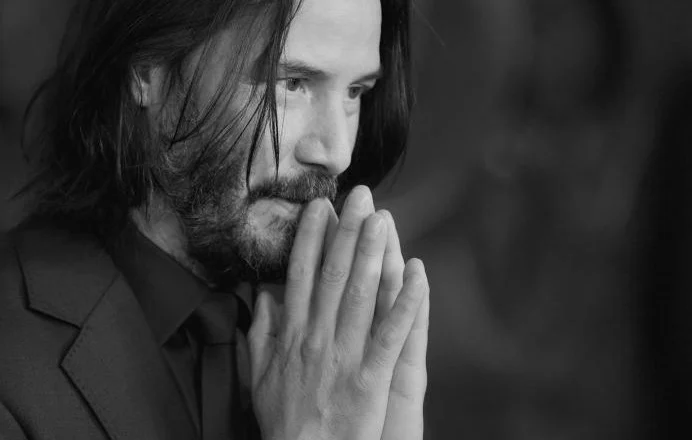 Historia e trishtë e Keanu Reeves: U braktis nga prindërit, e humbi gruan në një aksident…