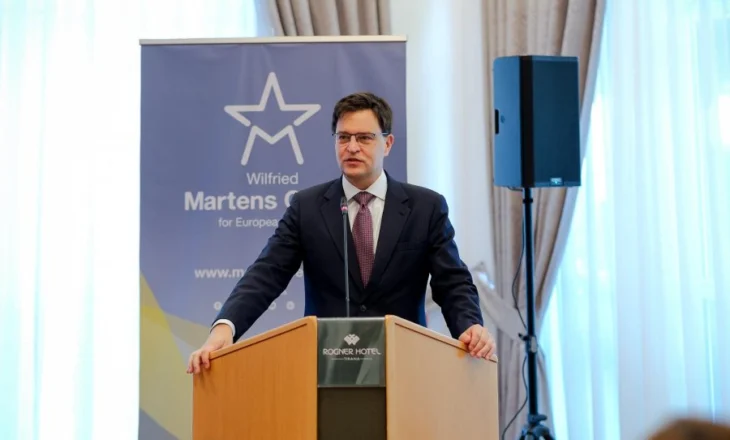 Huhtanen: Shqipëria ende e kapur nga korrupsioni dhe krimi i organizuar, pengesë për anëtarësimin në BE