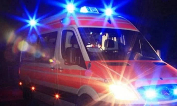 Humb jetën turisti te Shkëmbi i Kavajës