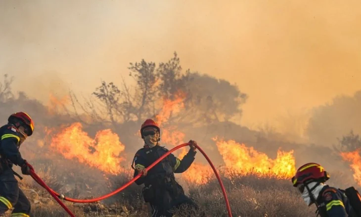 I nxehti në Greqi, ndalohet puna fizike jashtë në orët e pikut
