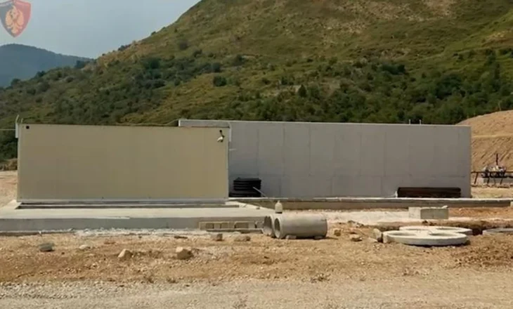 Impiant gazi pa leje në Delvinë? Reagon kompania: Nuk është TEC, por impiant pastrimi! Ka 3 vjet i ndërtuar
