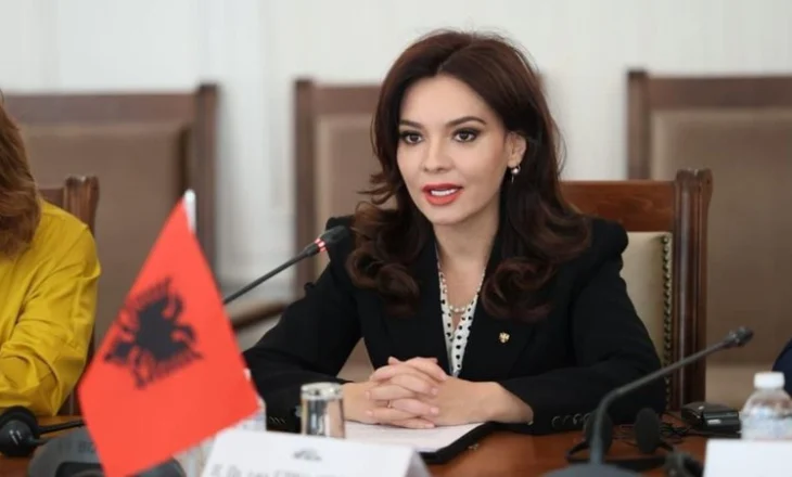 Iniciativa e Vuçiç për “Botën Serbe”/ Spiropali: Uroj të jetë kalimtare dhe të vijojmë me procesin e normalizimit të marrëdhënieve Kosovë-Serbi