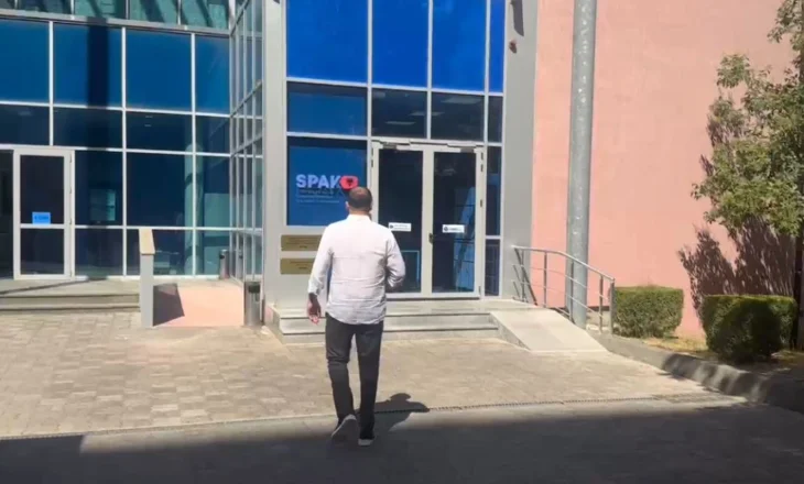 Iu kontrollua banesa dhe iu sekuestrua celulari, Ergys Aagasi paraqitet në SPAK