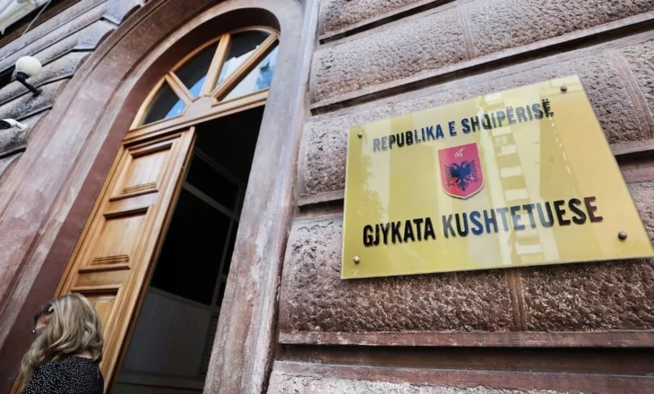 Iu sekuestrua celulari gjatë hetimeve për Ahmetajn, Kushtetuesja “frenon” SPAK: Onejda Ymerit iu cënua privatësia!