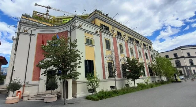 Japin dorëheqjen 4 nënkryetarët e Bashkisë Tiranë, kush i zëvendëson (Emrat)