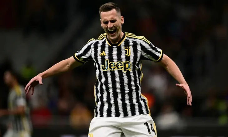 Juventus i “tregon derën” sulmuesit polak, gati transferimi në Arabinë Saudite