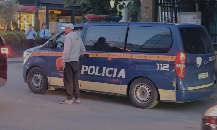 Kameramani rrëmbehet dhe dhunohet në Durrës, identifikohen autorët (Emrat)