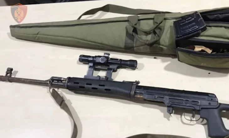 Kapet në Fushë Kuqe i riu që mbante snajper në makinë, sfidoi Policinë në 2023