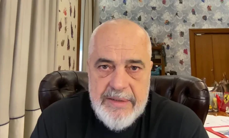 “Keni bërë ushtri socialiste”, Rama replika me ndjekësit dhe thumbon Bashën: O Lul, ku je mo artist