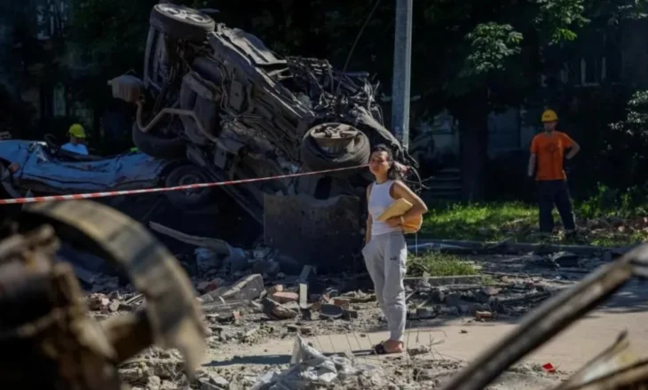 Kievi goditet nga sulme intensive me dronë, Putini refuzon ofertën për armëpushim nga Trump