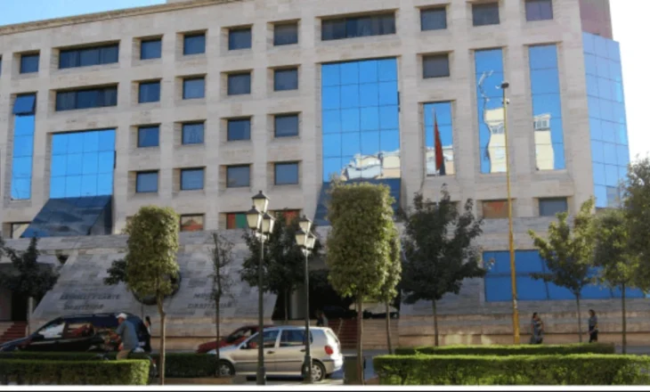 Kodi i ri penal, burg kush bën komente kundër gjyqtarëve dhe prokurorëve. Dënohen edhe gazetarët që publikojnë të dhëna sekrete