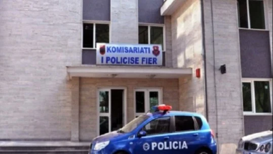 Kontrolli e nxjerr zbuluar/ Procedohet nga policia 23-vjeçari, i gjendet kokainë në mjetin e tij