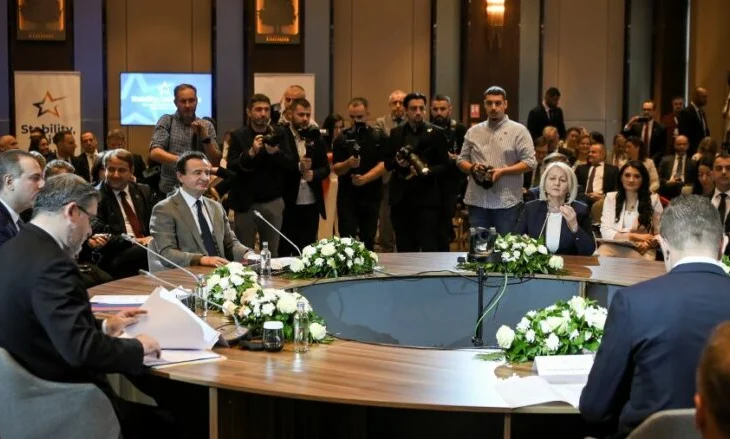 “Kosovës t’i garantohet qasje e barabartë”/ Samiti i lidërve të Ballkanit Perëndimor, Kurti në Shkup: Tre sektorë…