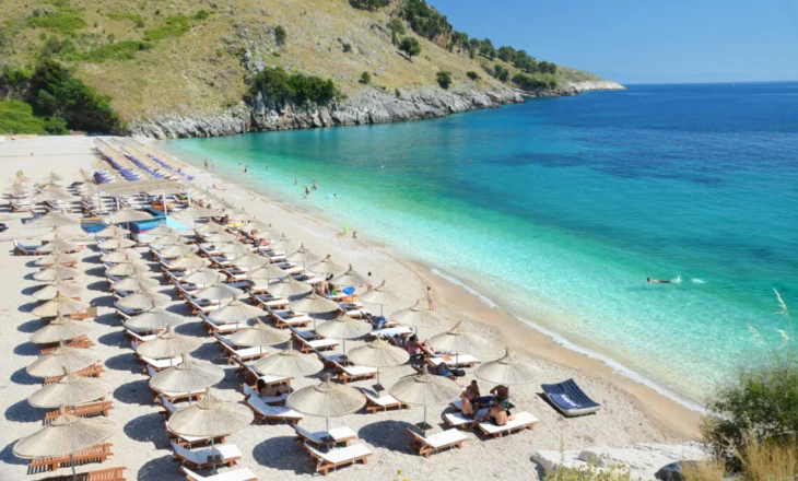 Kreu i Shoqatës së Hoteleri Turizmit: Numri i pushuesve në bregdet ka rënë ndjeshëm