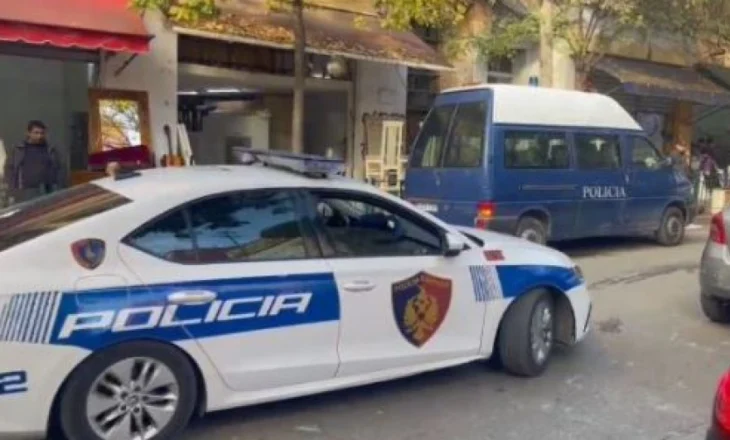 Kreu vjedhje në dy banesa, procedohet 25-vjeçari në Berat