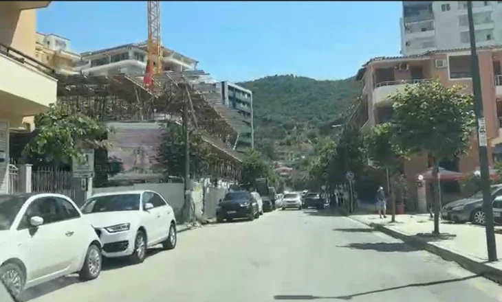 Kryeinspektorja e IKMT vizitë ‘blic’ në Vlorë, verifikon kantieret e ndërtimit dhe lejet për pallate