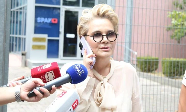 Kryemadhi: Mamanë e quajtën pastruese. E ëma: Direktivat u dhanë në Kongresin e PS-së!
