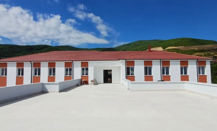 Kryeministri Rama ndan pamjet: Shkolla “Kajo Karafili” në Pogradec gati për të pritur 200 nxënës dhe mësues!
