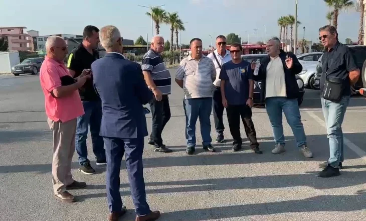 Kundër shembjeve, qytetarë nga Mirdita nisen drejt Thethit