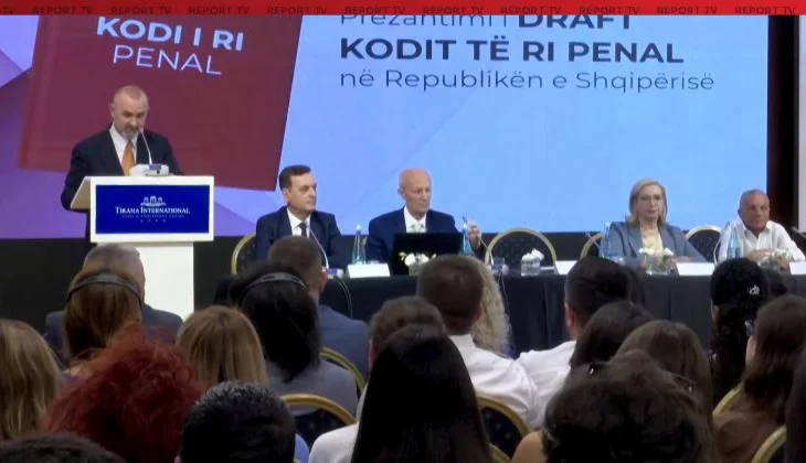 Kur detyrat kushtetuese dhe publike përdoren si pronë private