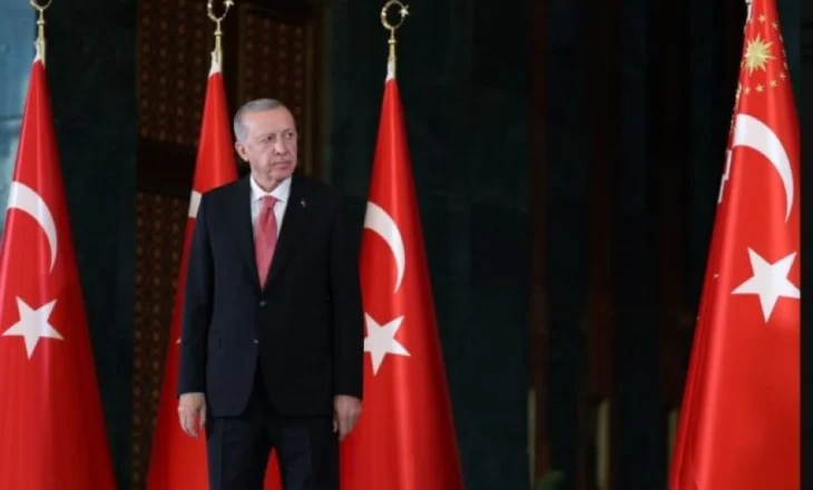 Kurdët dorëzojnë armët, Erdogan: Hapet një kapitull i ri në historinë e vendit!