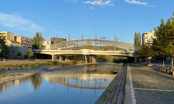 Kurti i vendosur, nis ndërtimi i dy urave te reja krah Urës së Ibrit
