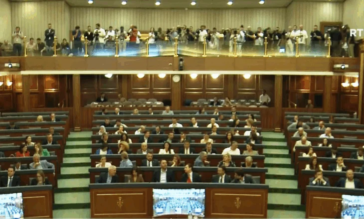 Kuvendi i Kosovës mbyll procesin e konstituimit pa sukses, Gjykata Kushtetuese ja ndalon mbledhjet deri me 8 gusht