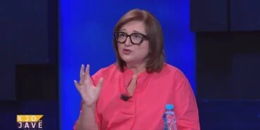 “Libri është aksesor”/ Botuesja Anila Bisha komenton deklaratën virale: Alarm për të gjithë shoqërinë, jeta jo vetëm për t’u veshur bukur dhe…