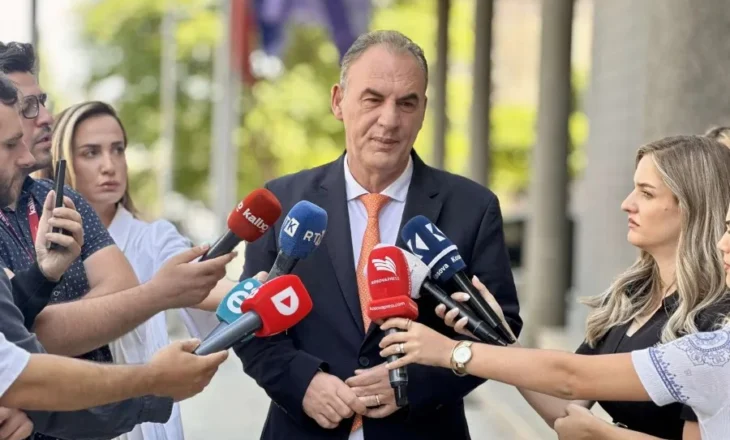 Limaj konfirmon takim me Kurtin për marrëveshje dhe dalje nga kriza