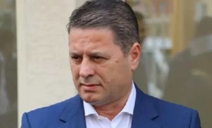 Lirimi i hapësirave publike në Tiranë, lokali që u prish është i vëllait të Pjerin Ndreut! Kryebashkiaku i PS: Ka paguar taksa, por ka një filozofi…