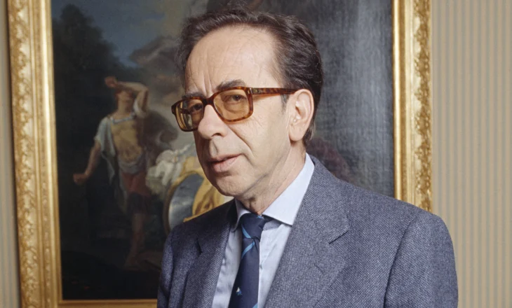 Llora, ndër më të bukurat poezi të Ismail Kadaresë