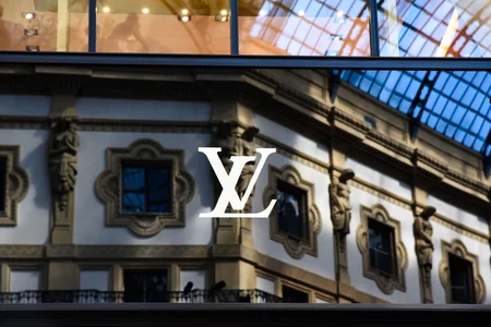Louis Vuitton, pas historisë franceze fshihen rrënjët japoneze