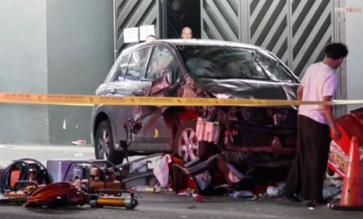 Makina përplas turmën e njerëzve në Los Angeles, raportohet për më shumë se 20 të plagosur