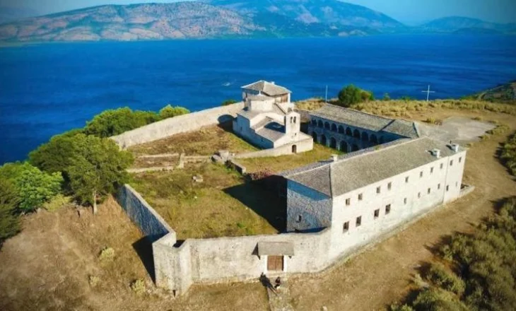 Manastiri i Shën Gjergjit në Ksamil, një destinacion mbresëlënës