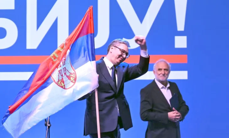 Marrin fund bllokadat në Serbi, ekspertët analizojnë lëvizjet e Vuçiçit, ja pse presidenti ka humbur një shans të artë