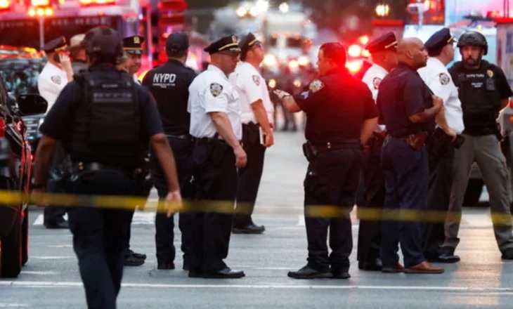Masakra në Manhattan me 5 viktima, dëshmitarët tregojnë momentet e tmerrit: Dritaret shpërthyen, u kthye gjithçka në një skenë kaosi
