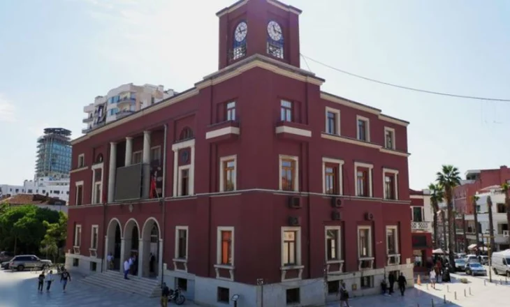 Mbaron afati/ Performanca e bashkiakëve, të gjithë drejtorët e dorëhequr do të largohen nga detyra, nis konkursi në…