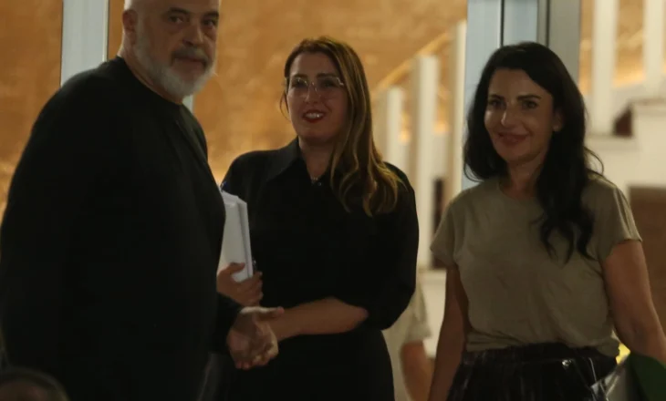 Mbledhja me dyer të mbyllura, Rama kërkon lidership të ri për bashkinë e Tiranës! ‘Shkarkon’ Ristanin, si do të zgjidhen nënkryetarët e rinj
