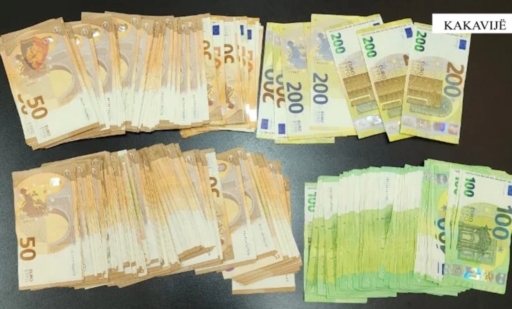 Me 14 mijë euro të padeklaruara në kufi, ndalohet një person në Kakavijë