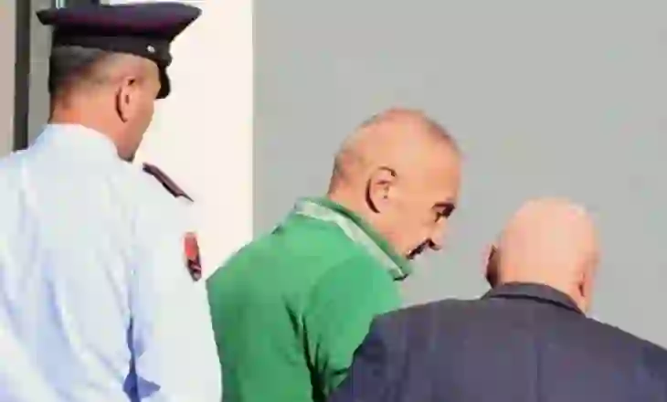 Meta ankohet në GJK / Avokati: Procesi ka shkelur garancitë kushtetuese. Akuzat ndaj tij, vepra të rënda penale
