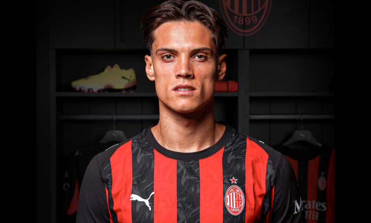 Milan zyrtarizon transferimin e mesfushorit të kombëtares, firmos një kontratë 4-vjeçare me kuqezinjtë