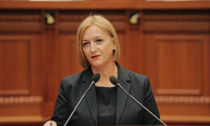 Ministrja Denaj: Mbjelljet në serra pritet të rriten me 1 mijë hektarë, fruta perimet kryesojnë eksportet