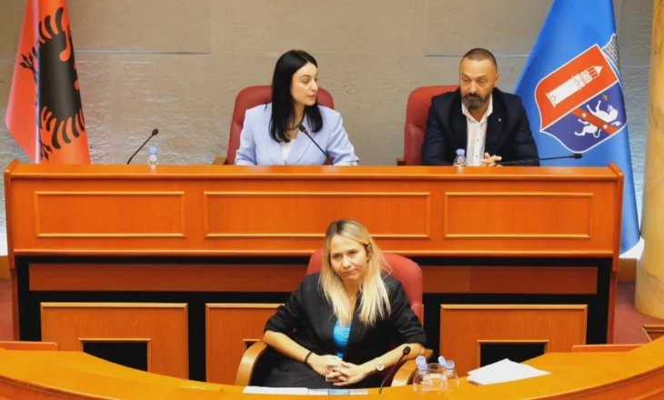 Miratohen vendimet në Këshillin Bashkiak, Pallati i Kongreseve i kalon Qeverisë