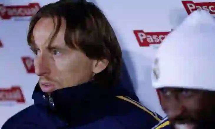 Modric ndryshon menjëherë fanellë pas eliminimit nga Botërori, firmos kontratë 1-vjeçare me Milan, ja detajet
