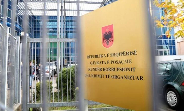 Mori 2000 euro për legalizimin e një shtëpie, dënohet punonjësi i Kadastrës