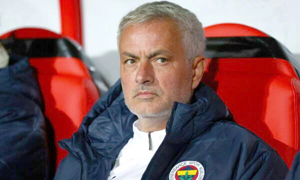 Murinjo ndez polemikat sërish për “Topin e Artë”, kuoton Vitinjën para Dembele dhe Jamalit