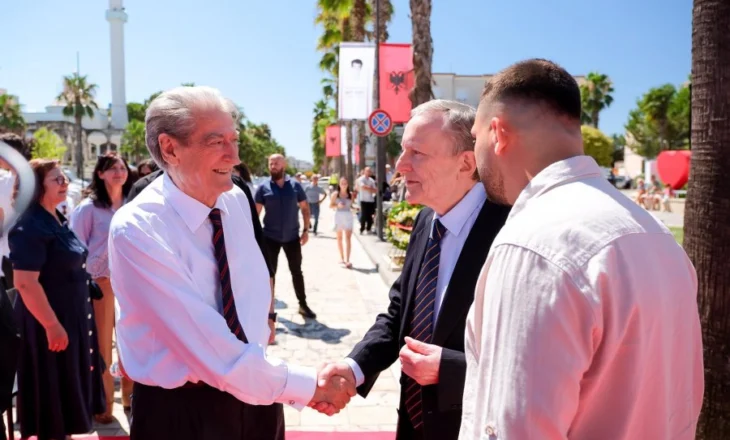Ndarja nga jeta e ish-ambasadorit Daum, Berisha: Ambasadori i lirisë mbylli sytë në atdheun e tij të dytë