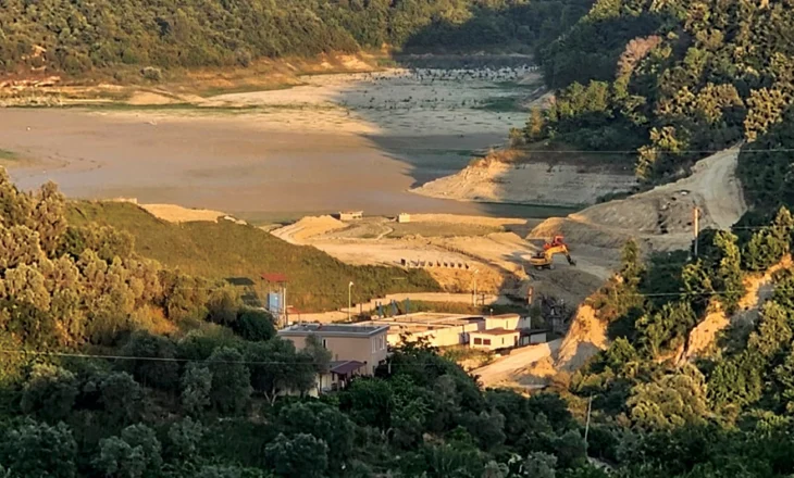 Ndërhyrja në nyjën hidroteknike të rezervuarit të Manskurisë lë pa ujë Golemin